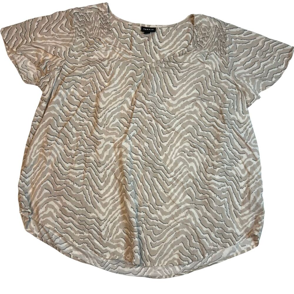 Torrid Blouse Womens 1X Zebra Print All Over Boho Funky Shirt Relaxed V Neck Top